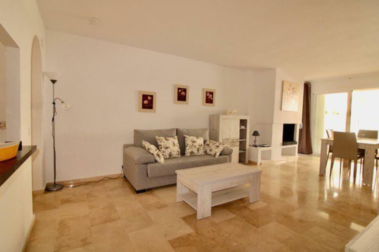 Puerto Estepona Eksteriør bilde